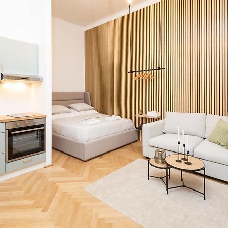 Charming Retreat Walking Distance From Town Centre Apartment เวียนนา ภายนอก รูปภาพ
